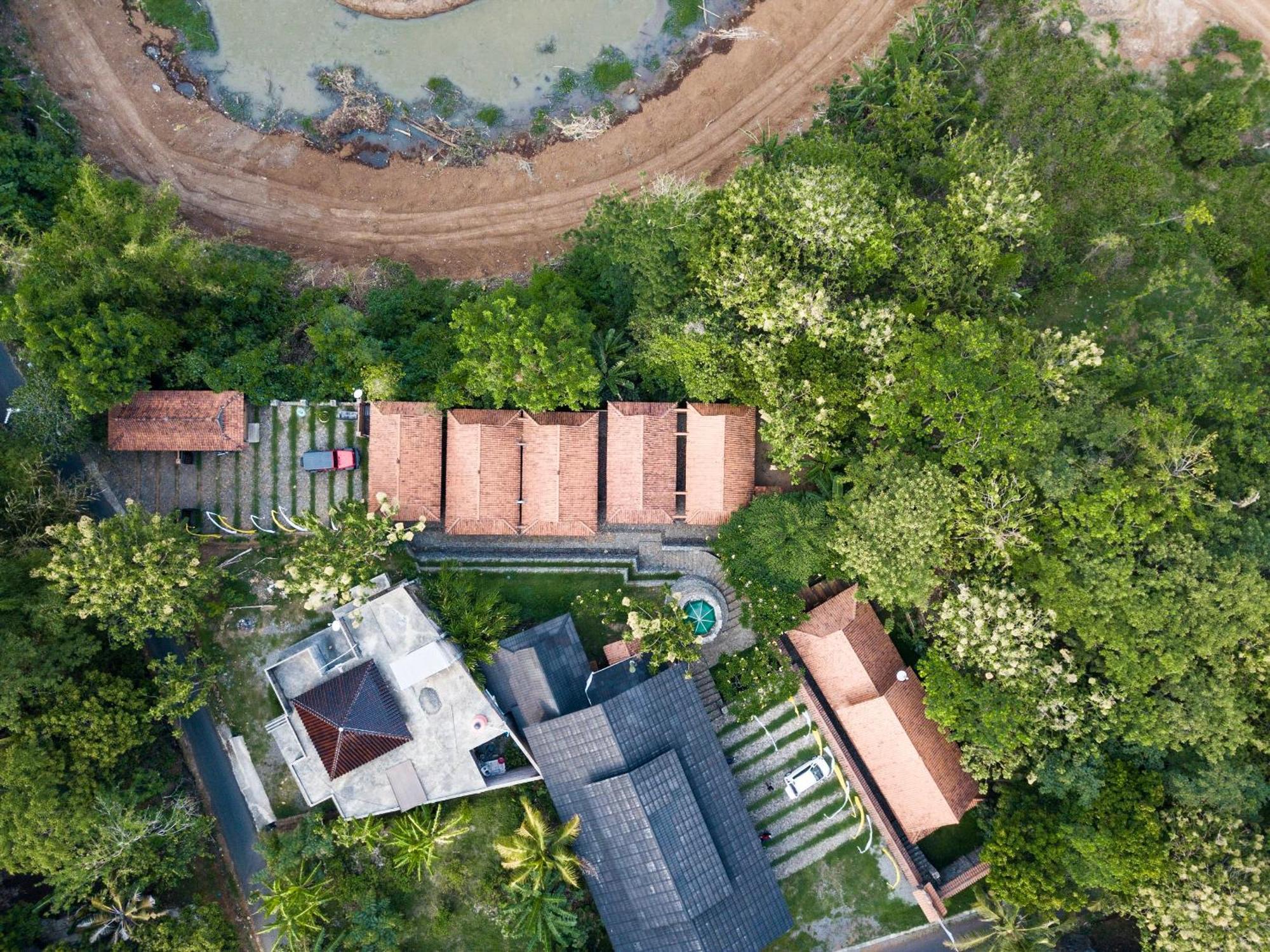 Harum Manis Villa Jepara Exterior photo